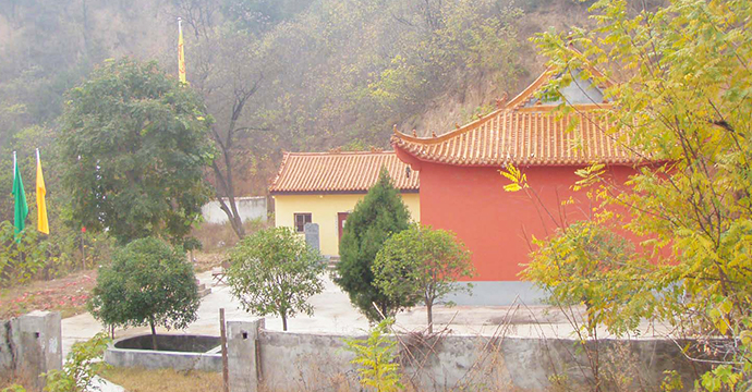 中牟黄龙岗陵园690x360