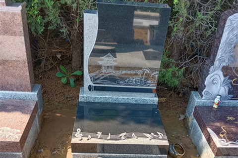 御泉森林陵园“一拖一”艺术墓碑独特设计、穴位规格及适用场景